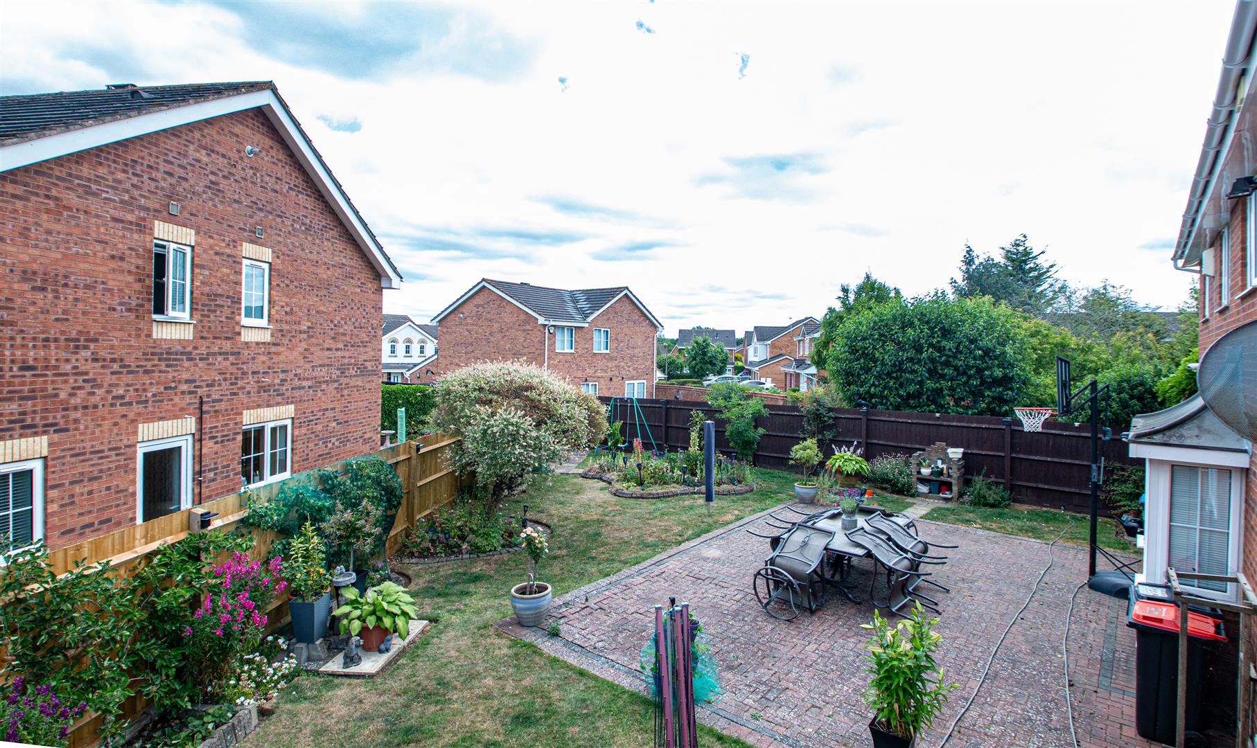 Muddiford Lane, Furzton, Milton Keynes